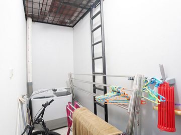 Rumah Dijual di Villa Insani 2 Bojongsari Depok Dekat Mall The Park Sawangan