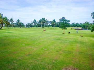 BRAND NEW Ready for Move-in with READY RENTAL INCOME 2 Bedroom House for SALE with Golf Course View in Silang, Cavite