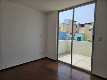 HERMOSA CASA EN VENTA - VILLA CLUB 2