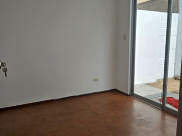 HERMOSA CASA EN VENTA - VILLA CLUB 2