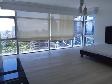 Pacific Plaza 3BR Bedroom for sale in Taguig Metro Manila