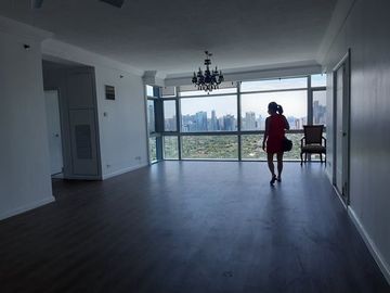 Pacific Plaza 3BR Bedroom for sale in Taguig Metro Manila