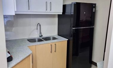 A Slice of Paradise! 3 Bedroom Uptown Parksuites for Sale, Tower 1. Fully Furnished, Corner Unit with Maid’s Room. Revel in the Amenity View from the