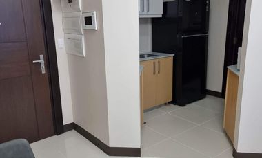 A Slice of Paradise! 3 Bedroom Uptown Parksuites for Sale, Tower 1. Fully Furnished, Corner Unit with Maid’s Room. Revel in the Amenity View from the