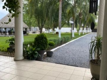 QUINTA EN VENTA EN MONTEMORELOS