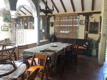 VENTA CASA CON TERRENO SECTOR ALANGASI / USHIMANA
