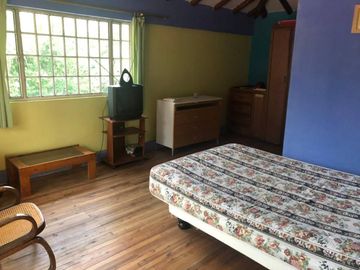 VENTA CASA CON TERRENO SECTOR ALANGASI / USHIMANA