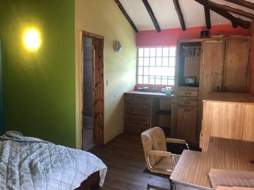 VENTA CASA CON TERRENO SECTOR ALANGASI / USHIMANA