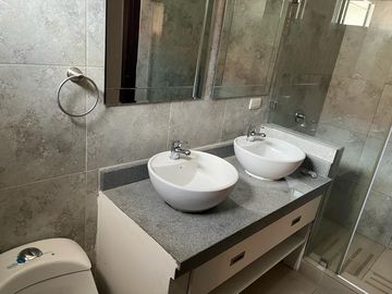 VENTA DE CASA EN URB. PUERTO AZUL - VIA A LA COSTA (VIVI)