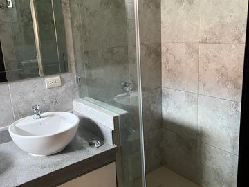 VENTA DE CASA EN URB. PUERTO AZUL - VIA A LA COSTA (VIVI)