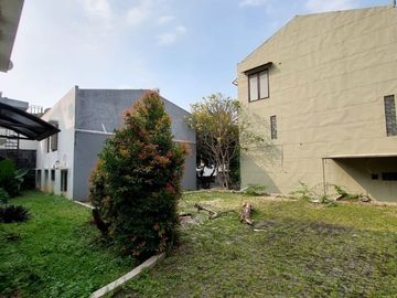 RUMAH at Jl KEMANG TIMUR, JAKSEL