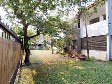 RUMAH at Jl KEMANG TIMUR, JAKSEL