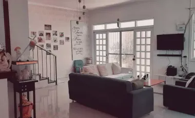 3 Bedroom 2.5 bath 3 car garage bungalow in Paranaque 4 sale