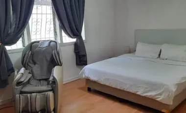 3 Bedroom 2.5 bath 3 car garage bungalow in Paranaque 4 sale