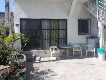 CASA SOLA CON LOCALES COMERCIALES TEMIXCO CENTRO