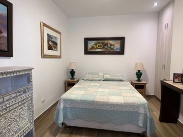 Venta departamento dúplex con terraza y piscina, vista panorámica al mar en Playa Señoritas,  Punta Hermosa.