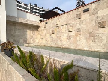 Venta departamento dúplex con terraza y piscina, vista panorámica al mar en Playa Señoritas,  Punta Hermosa.