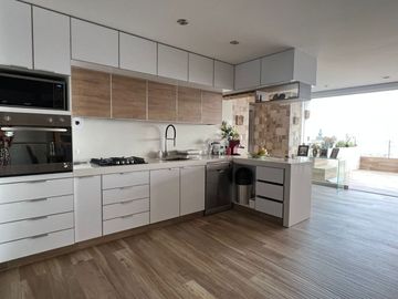 Venta departamento dúplex con terraza y piscina, vista panorámica al mar en Playa Señoritas,  Punta Hermosa.