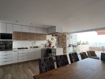 Venta departamento dúplex con terraza y piscina, vista panorámica al mar en Playa Señoritas,  Punta Hermosa.