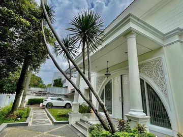 Rumah Luxury 2 lantai Modern Pondok Indah Jaksel 12355-AT 0811111----