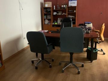 EN VENTA TERRENO MAS Bodegas Conocoto, sector La Moya.