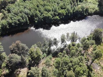 Hermosa parcela a Orillas del Rio Cruces
