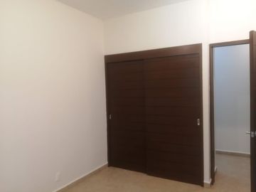 RENTO DEPARTAMENTO EN RESIDENCIAL QUINTA DEL BOSQUE.     vigilancia 24/7