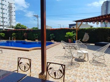 N13 - Hotel en Venta en Salinas Chipipe 25 habitaciones a una cuadra del mar