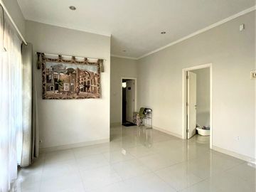 Rumah Dijual Siap Huni di Kebayoran Garden, Bintaro, Langsung Owner