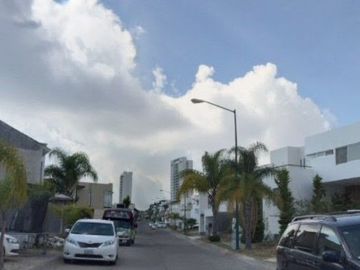 ¡APROVECHA ESTA INCREÍBLE OPORTUNIDAD PARA HACER CRECER TU PATRIMONIO! Departamento en REMATE HIPOTECARIO BANCARIO, Lomas de Gran Jardín, León, Guanaj
