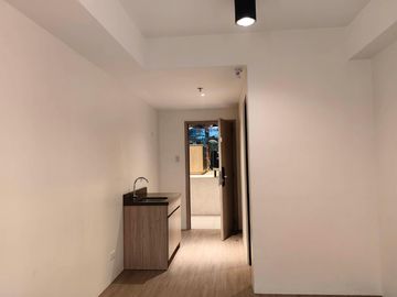 Pre-Selling Studio Unit near Cebu IT Park