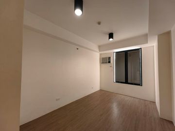Pre-Selling Studio Unit near Cebu IT Park