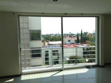 2 DEPARTAMENTOS EN VENTA BAJARON DE $2'200,000 A $2'100,000. UBICADÍSIMOS, CERCA DE UDLAP, RECTA CHOLULA, CAMINO REAL, PERIFERICO.