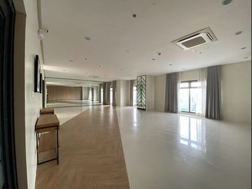 VISTA RECTO - STUDIO UNIT FOR SALE FURNISHED - Php 4.0M
