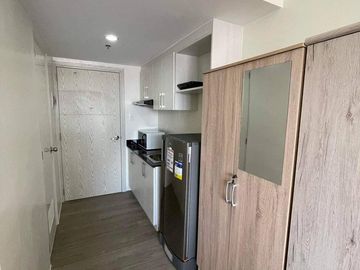 VISTA RECTO - STUDIO UNIT FOR SALE FURNISHED - Php 4.0M
