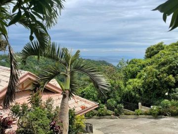 KYU - FOR SALE: 1,388 sqm Old Hotel in Royal Taal Inn, Tagaytay