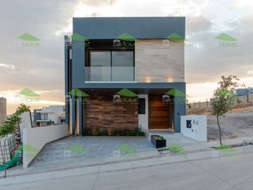 Casa Venta Lomas Punta del Este Con Roof Garden Leon Gto