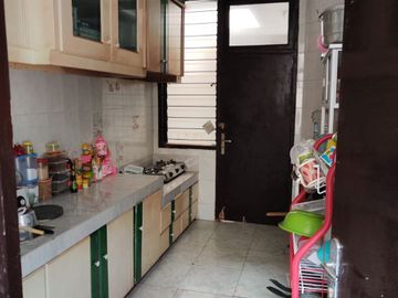 Rumah Simpang Darmo Permai Selatan Full Furnish dekat Dukuh Pakis Mayjen Sungkono Ciputra World Surabaya Barat