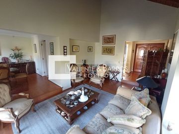 CASA EN VENTA AMOBLADA