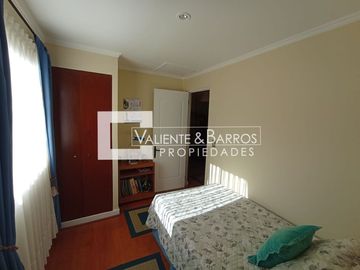 CASA EN VENTA AMOBLADA