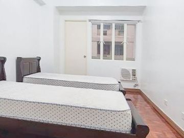 Pasong Tamo Tower Makati | 3BR Unit For Sale