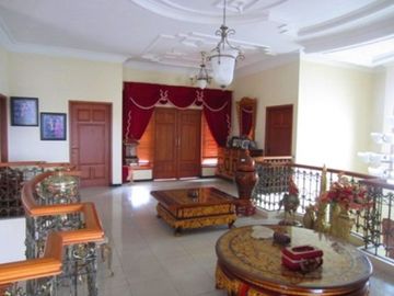 Rumah 2 Lantai + Kolam Renang Luas 796 Sukarno Hatta Suhat Malang