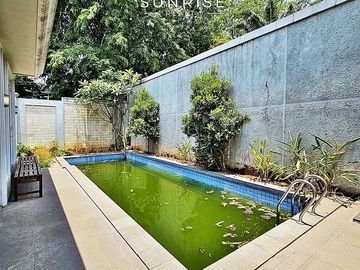 Dijual Rumah Mewah Premium Area Dukuh Patra Kuningan Jakarta Selatan