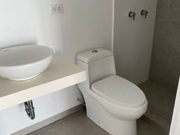 EN VENTA DEPARTAMENTO ESTRENO CON HERMOSA TERRAZA EN PLAYA SEÑORITAS PUNTA HERMOSA