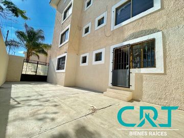 DEPARTAMENTO EN RENTA I ARBIDE I PLANTA BAJA I MUY AMPLIO I CENTRICO | PATIO TRASERO