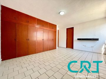 DEPARTAMENTO EN RENTA I ARBIDE I PLANTA BAJA I MUY AMPLIO I CENTRICO | PATIO TRASERO
