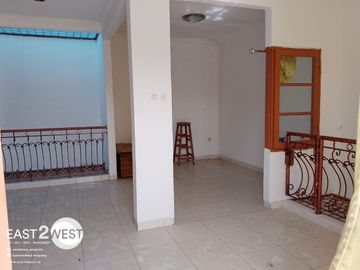 Dijual Rumah Taman Palem Lestari Jakarta Barat Bagus Murah Nyaman Siap Huni