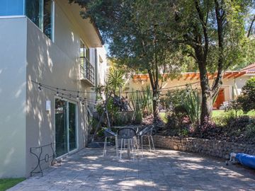 Espectacular Casa en Venta en Condominio Los Jales