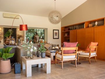 Espectacular Casa en Venta en Condominio Los Jales