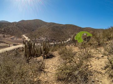 Parcelas  con agua de riego y electricidad lista para instalar. Sector La Calera, Valle del Elqui. Desde $29 millones